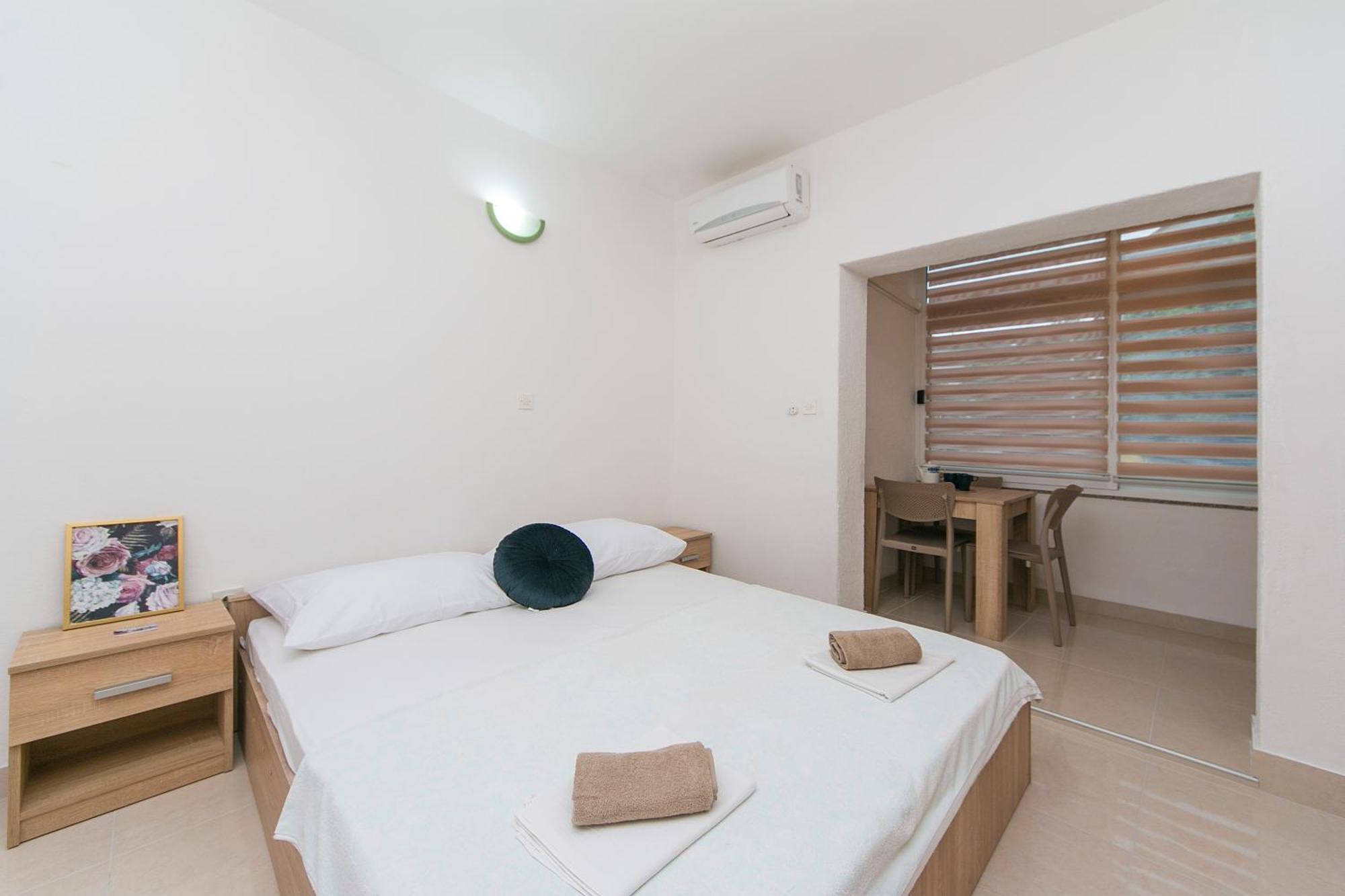Apartments By The Sea Podaca, Makarska - 4734 Exteriör bild