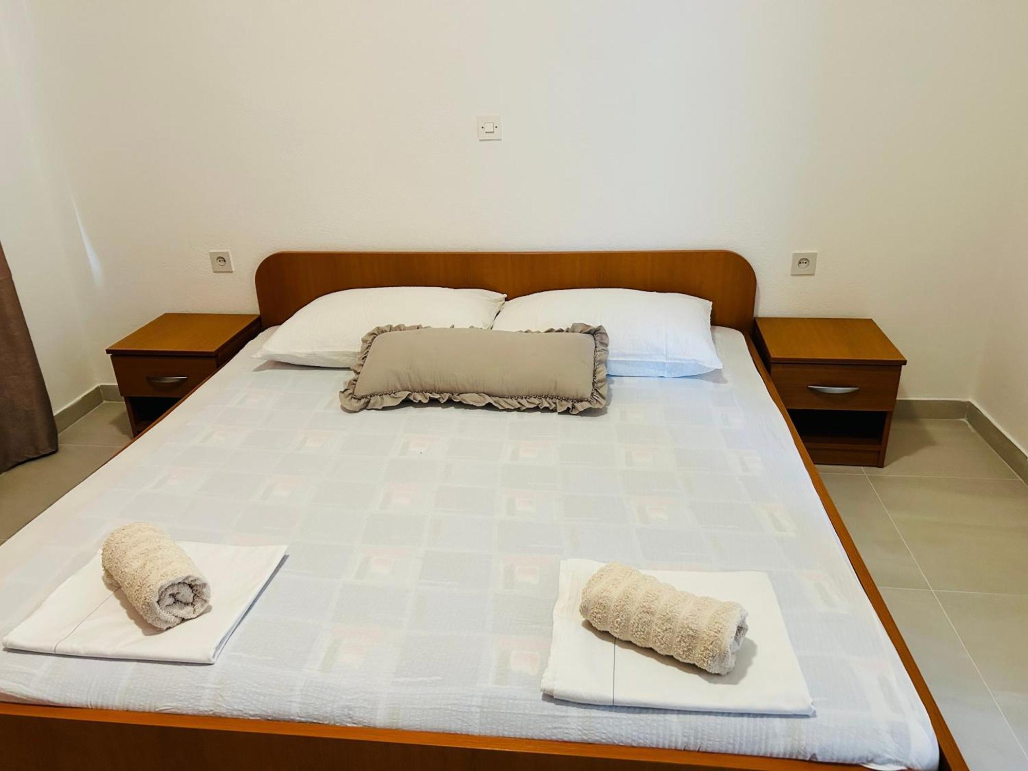 Apartments By The Sea Podaca, Makarska - 4734 Exteriör bild